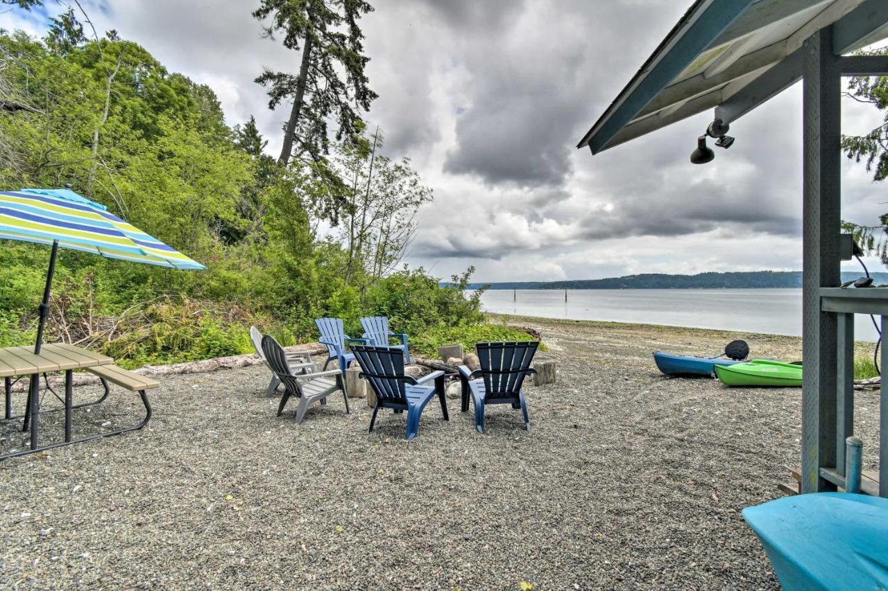 Relaxing Getaway On A Private Beach In Shelton! Exterior photo